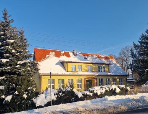 Hotelli välisilme, Szkoła pod Żurawiem - Apartamenty na Mazurach (Szkola pod Zurawiem - Apartamenty na Mazurach) in Milki