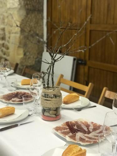 Restorāns, Hostal Restaurante Casa Santamaria in Doneztebe