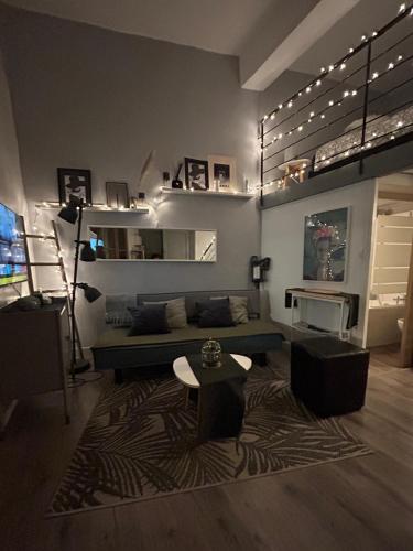 Charming cozy studio