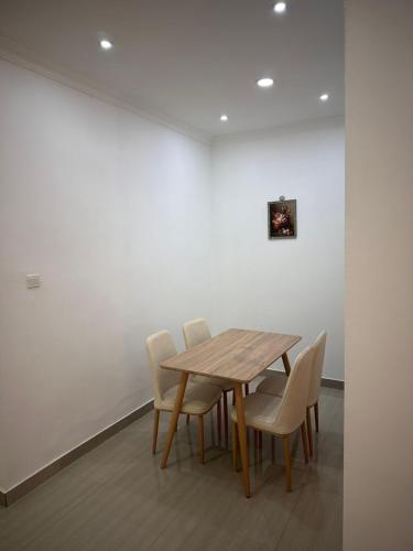 Blue leaf apartments in Chelston
