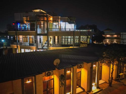 . REGINA Lodge & Hotel
