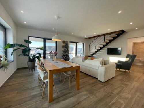 Rolling Hills Holiday Haven in Odorheiu Secuiesc