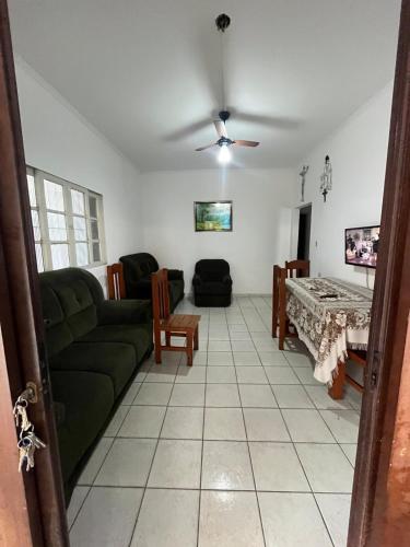 Casa com Piscina Privativa e Churrasqueira PG – khách sạn tại Maracanã