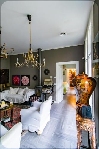 Designed Luxury Loft with private exclusive garden gîte à louer Vimodrone