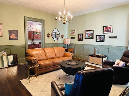 The Versailles House Keeneland and Bourbon Trail in 凡爾賽 (KY)