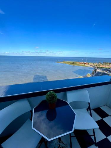 Rambla Bliss Suites - Pocitos Oceanfront