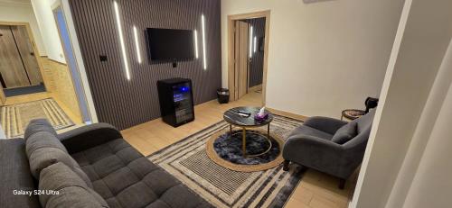 صالة مشتركة/ منطقة التلفزيون, فندق البلكونة (Balcony Hotel) in ياجوز