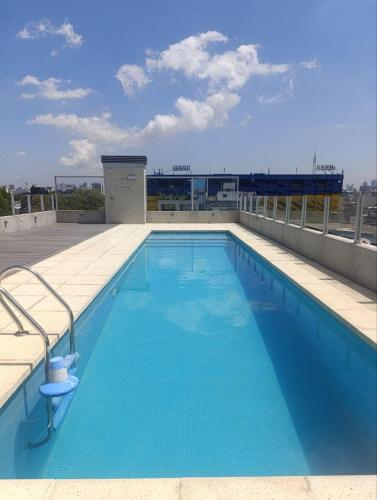 Precioso monoambiente con piscina a pasos de la Bombonera in Boca