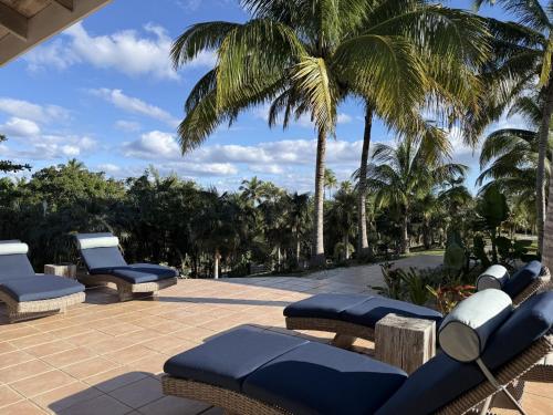 Rocks Retreat home in Governors Harbour