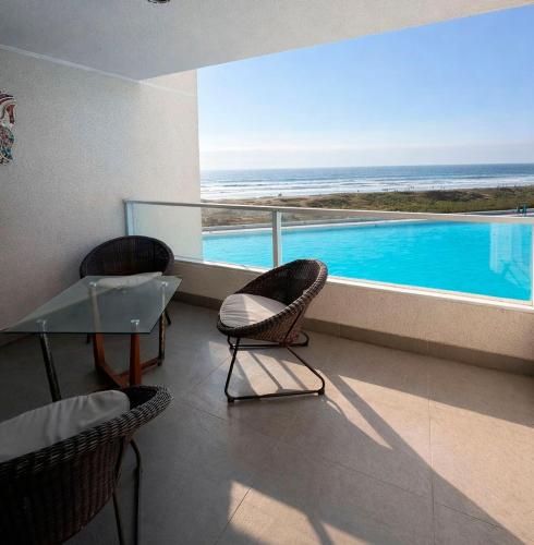 Sea, Space and Relaxation – Laguna del Mar