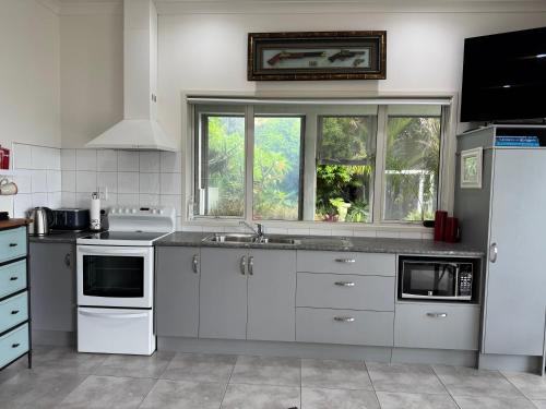 Taipa Coastal Retreat in Mangonui