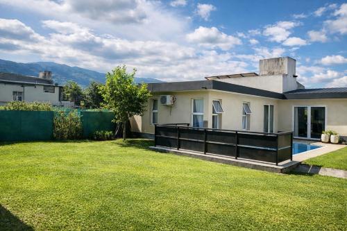 Apkārtne, Casa San Pablo Pileta Privada, Vistas a Yungas y Seguridad en Country in Lules