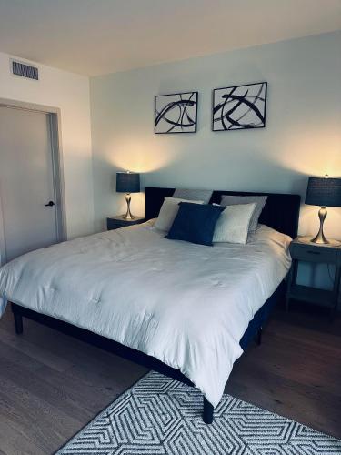 Hollywood Luxury Apartment, Pool Views I Fitness Center I Free Parking!, Los Angeles