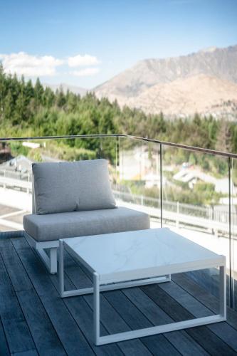 The Alpine Lakeview Luxe Retreat I by Peakhost - image 11