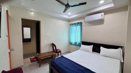 SS Royal Inn - image 2