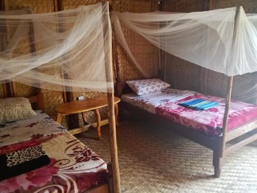 Weaver Bird Hostel in Kabale