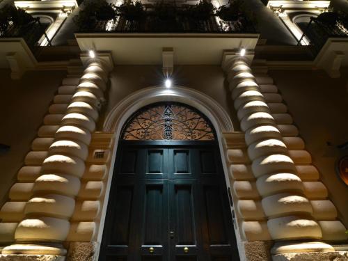 The Monaco White by null