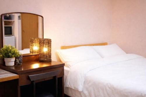 GU Freedom Home 501, Osaka