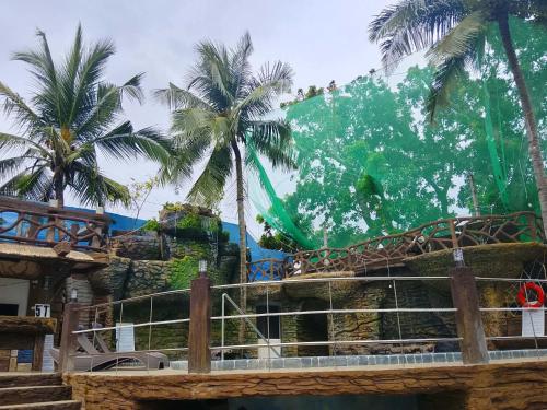 Swimmingpool, Coastal Haven Resort in Siquijor Insel