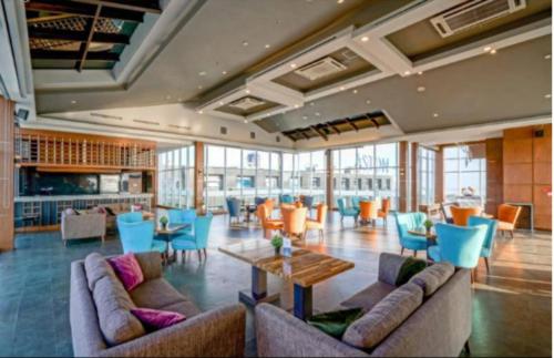 Ресторан, Aston Pasteur in Бандунг