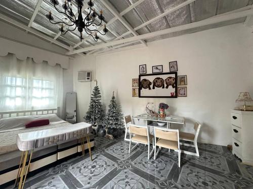 Budget Traveler Only Home Room Type - Standard Queen Room
