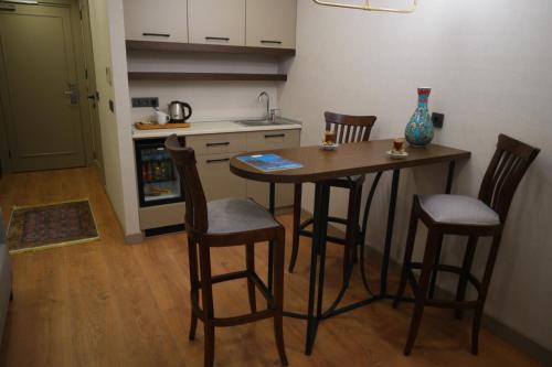 Nevi Hotel & Suites Istanbul Taksim - image 4