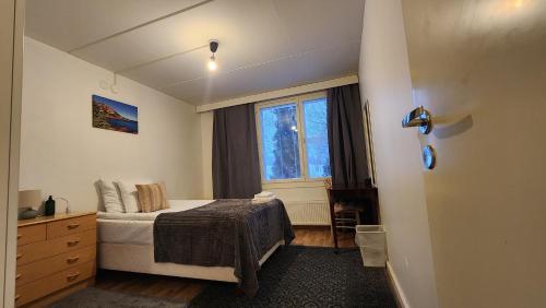 Cozy Room Near Itakeskus Metro in Marjaniemi