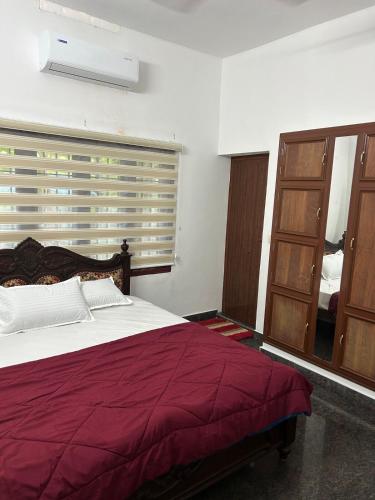 Entire 4BHK House with Full Kitchen near malayattoor in Perumbavoor
