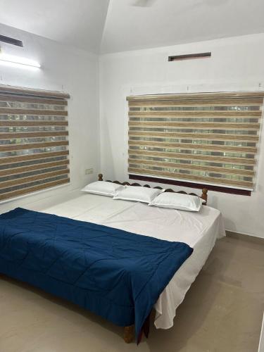 Entire 4BHK House with Full Kitchen near malayattoor in Perumbavoor