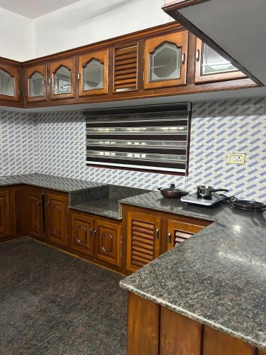 Entire 4BHK House with Full Kitchen near malayattoor in Perumbavoor