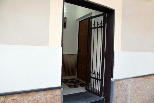 Зовнішній вигляд готелю, Dimora Borbonica 1 in Marcianise