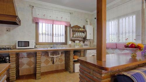 Konyha, Casa Tejo Sedella by Ruralidays in Sedella