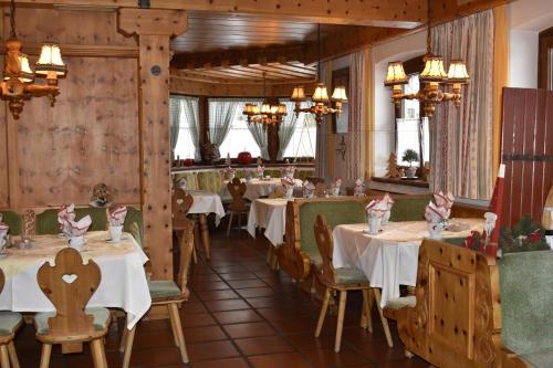 餐廳, Hotel Kitzbühler Alpen (Hotel Kitzbuhler Alpen) in 奧班多夫貝基茨布厄爾