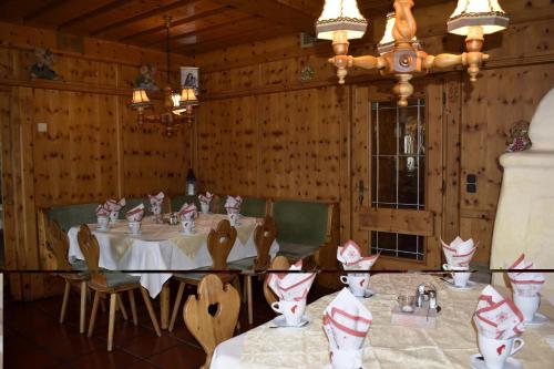 餐廳, Hotel Kitzbühler Alpen (Hotel Kitzbuhler Alpen) in 奧班多夫貝基茨布厄爾