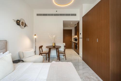 Exquisite studio apartment in Azizi Mirage - image 9