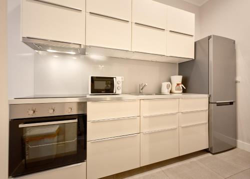Deluxe Apartment Talia by Irundo - Tap to explore photos