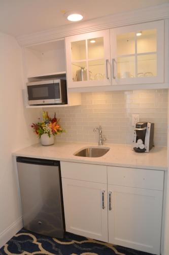 80923916 ICONA Cape May