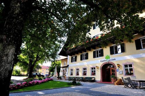 Gasthof zur Linde in Obertrum am See, Österreich