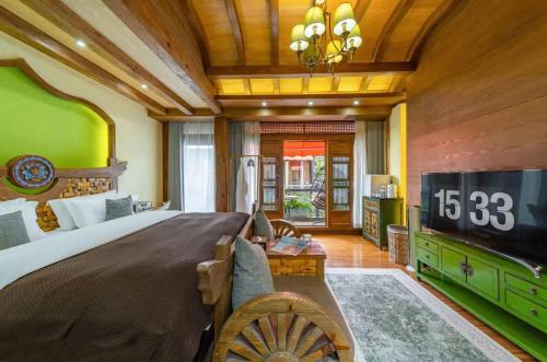 Lijiang Gone With Wind Hotel - image 2
