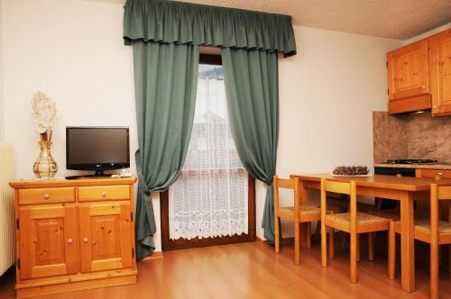Residence Marisol Camere & Appartamenti - Mezzana Centre - image 7