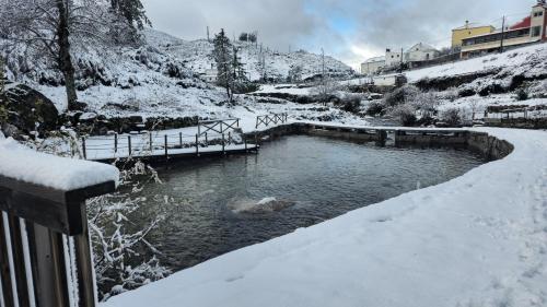 สภาพแวดล้อมโดยรอบ, Casa do Mel - Refúgio na Serra da Estrela (Casa do Mel - Refugio na Serra da Estrela) in ซาบูกุยโร