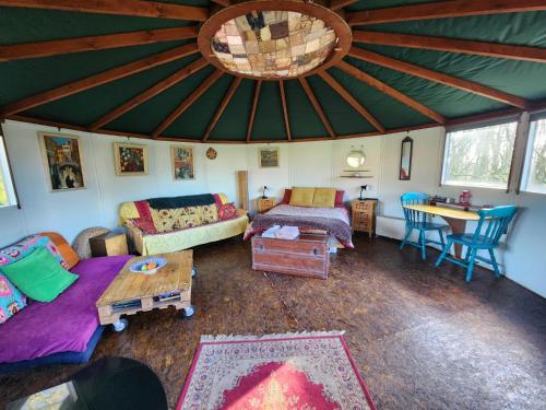 Galtee Glamping in wooden yurt in 密契爾鎮