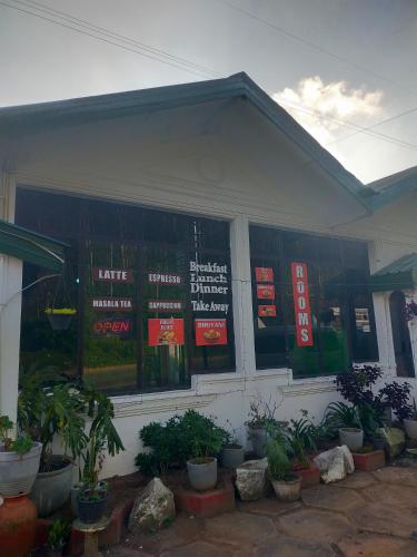 Cool feel rest and cafe in هاكجالا