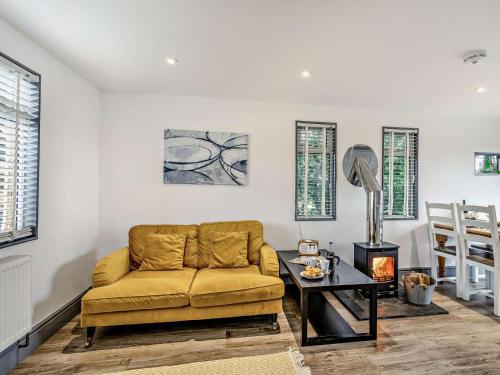 2 Bed in Bideford oc-41132, Westward Ho (photo 9)