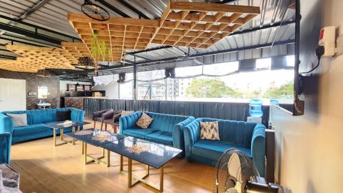 ผับ/เลาจน์, Kamakis Motel & Lounge in รุยรู