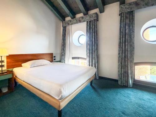 1 double bed