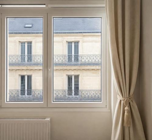 Champs Elysees - Prestige apartment with lift for 5 - image 13
