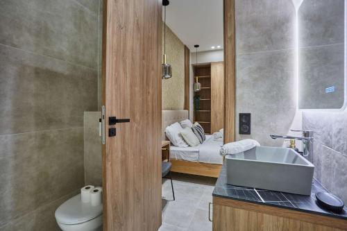 Exceptional apartment near Montmartre 10 people - image 8