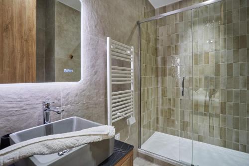 Exceptional apartment near Montmartre 10 people Paris