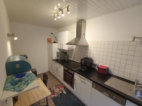Køkken, Ferienwohnung unter der Burg in Elmstein